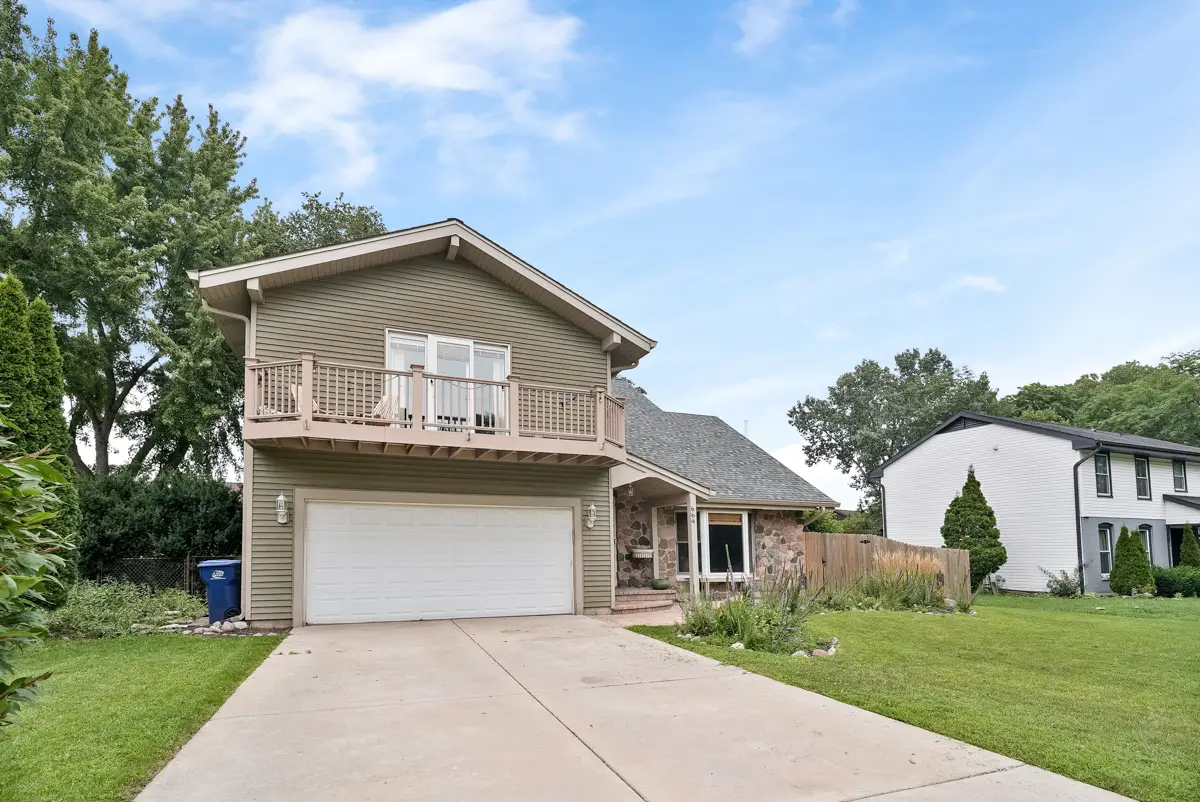 669 Tamarisk Terrace, Crystal Lake, IL 60014 - #1