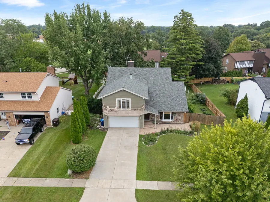 669 Tamarisk Terrace, Crystal Lake, IL 60014 - #3