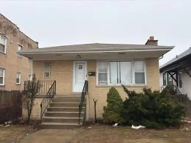 579 Ingraham Avenue, Calumet City, IL 60409 - #2