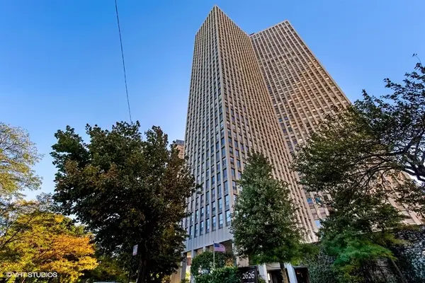 2626 N Lakeview Avenue #1604, Chicago, IL 60614