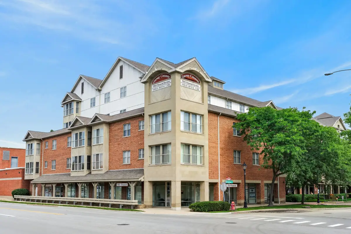 50 N Bokelman Street #534, Roselle, IL 60172 - #1