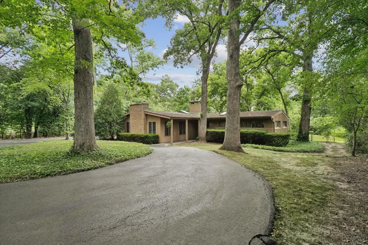 1161 Valley Road, Lake Forest, IL 60045 - #1