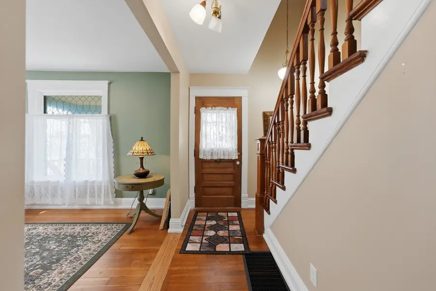 315 Forest Avenue, Woodstock, IL 60098 - #2