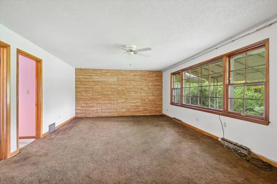 8351 W 99th Street, Palos Hills, IL 60465 - #2