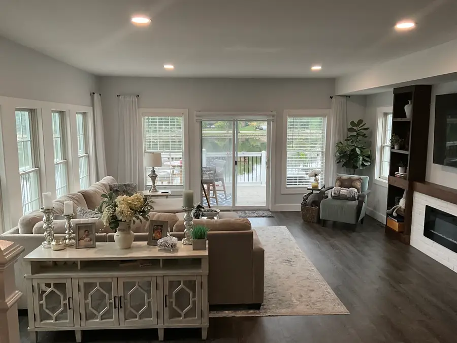 5N124 Grove Avenue, Saint Charles, IL 60174 - #2