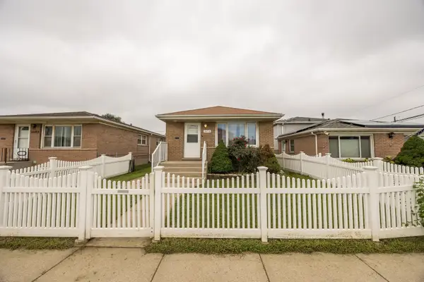 12716 S Saginaw Avenue, Chicago, IL 60633