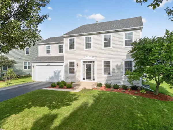 3020 Chalkstone Avenue, Elgin, IL 60124