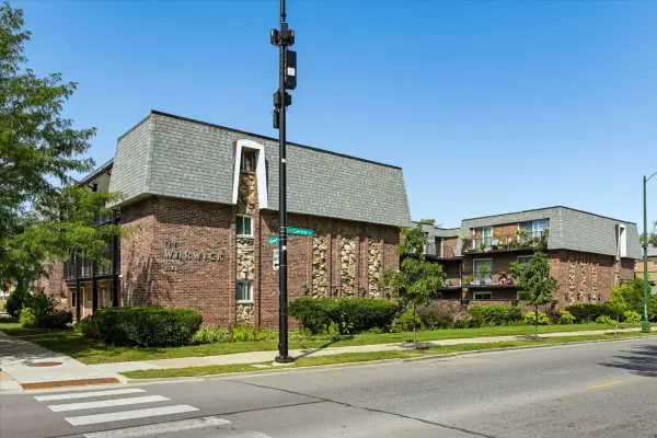 3746 N Central Avenue #3E, Chicago, IL 60634