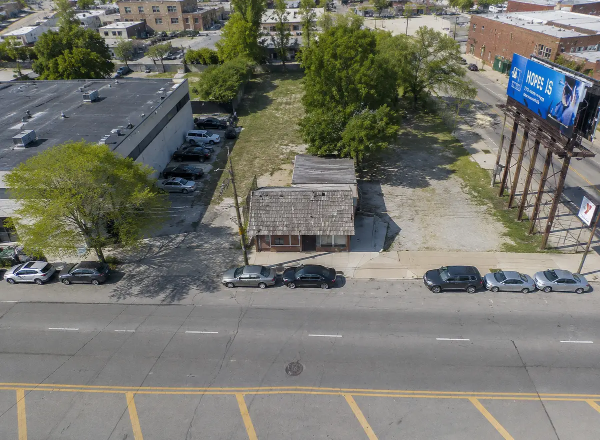 7216 N Western Avenue, Chicago, IL 60645 - #1