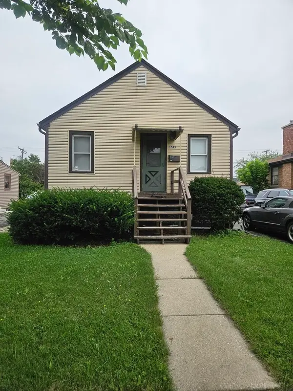 1543 N 32nd Avenue, Melrose Park, IL 60160