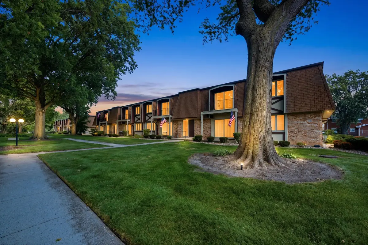 12750 Carriage Lane #A1, Crestwood, IL 60418 - #1