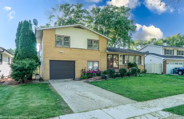 1408 S Fern Drive, Mount Prospect, IL 60056