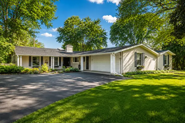 1161 Winwood Drive, Lake Forest, IL 60045