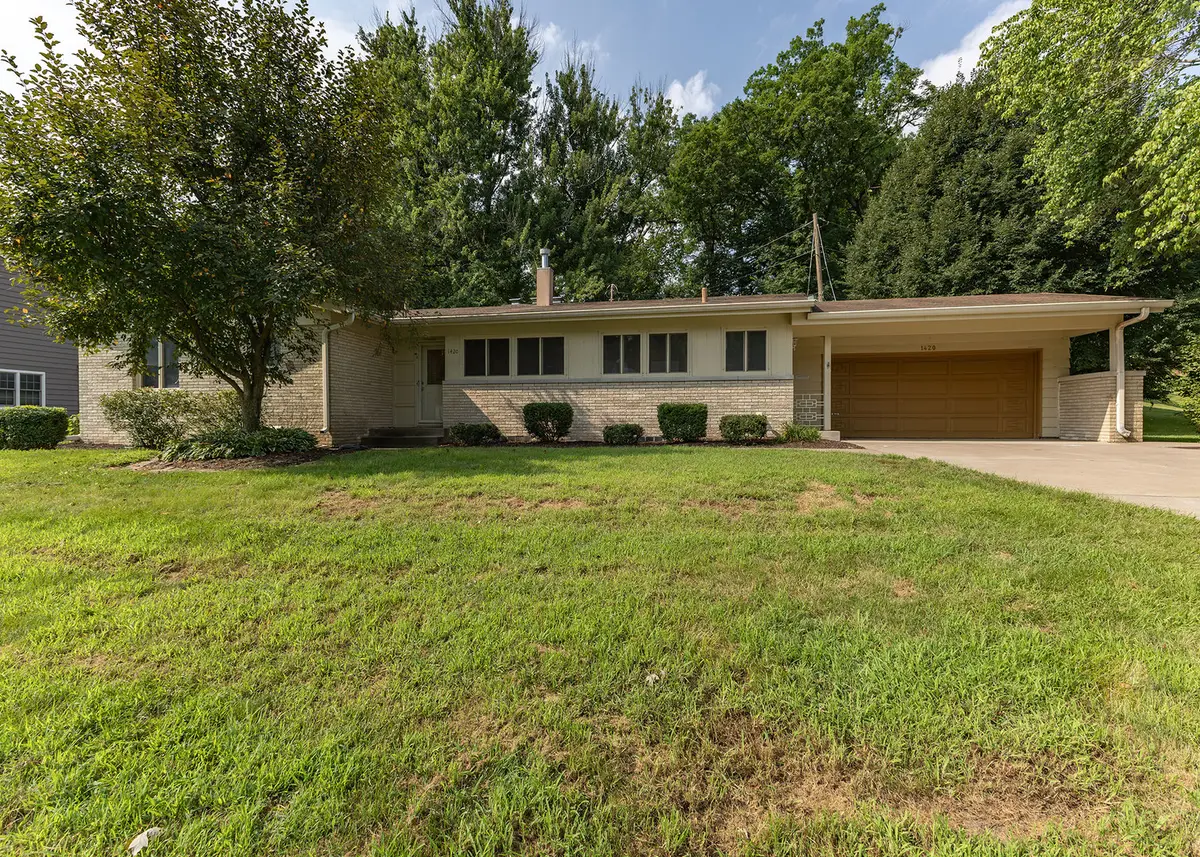 1420 35th Avenue, Rock Island, IL 61201 - #1
