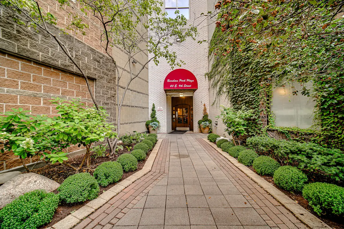 40 E 9th Street #1809, Chicago, IL 60605 - #1