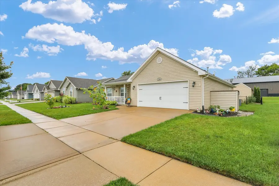 2705 N Skyline Drive, Urbana, IL 61802 - #2