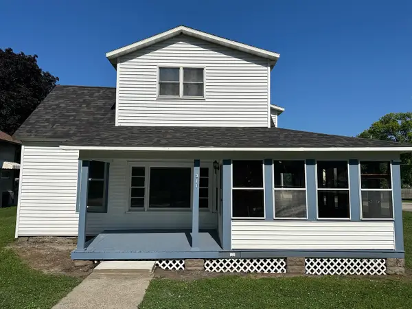 311 S Clay Street, Morocco, IN 47963