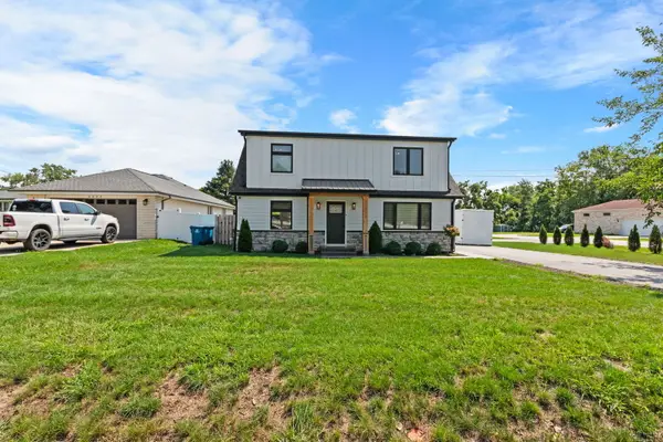 9859 S 81st Avenue, Palos Hills, IL 60465