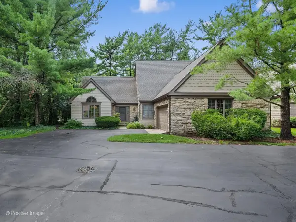 1084 Larkspur Lane #1084, Darien, IL 60561
