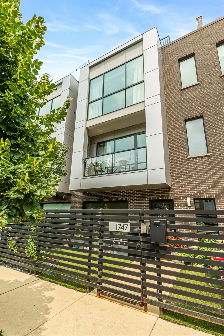 1747 N Winnebago Avenue, Chicago, IL 60647 - #1