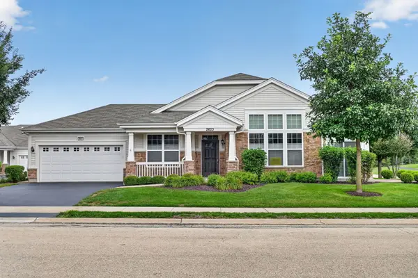 2603 Avondale Circle, Naperville, IL 60564