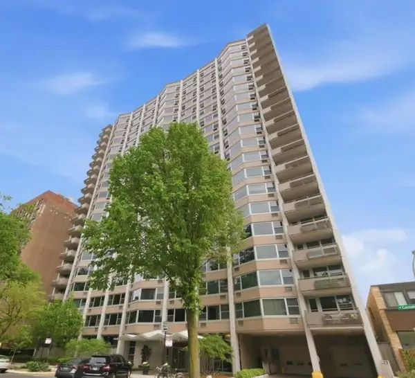 555 W Cornelia Avenue #1308, Chicago, IL 60657