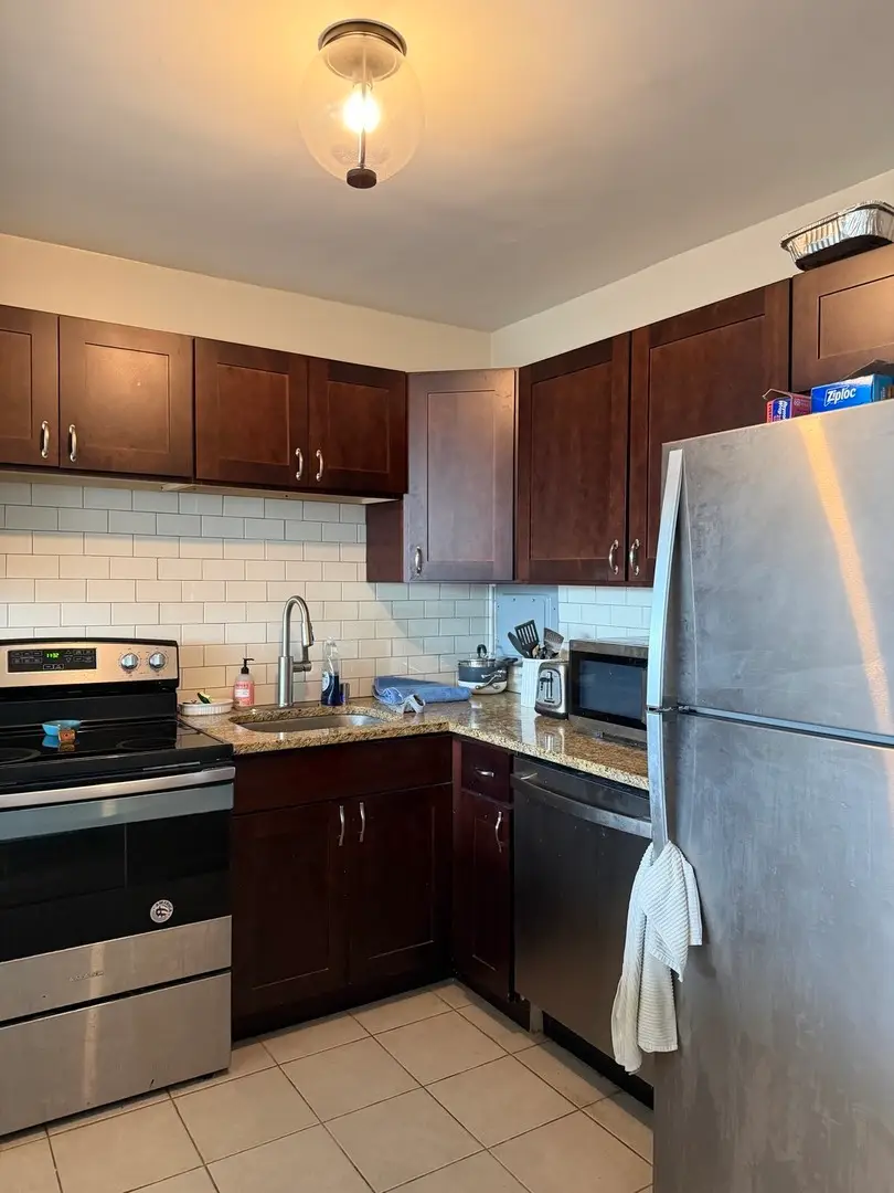 555 W Cornelia Avenue #1308, Chicago, IL 60657 - #3