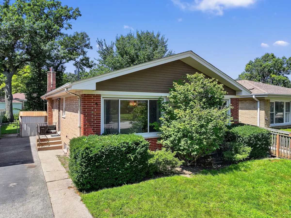10042 Lamon Avenue, Skokie, IL 60077 - #1