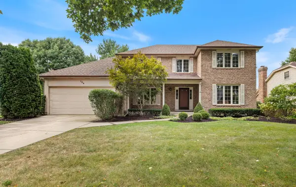 724 Arlington Avenue, Naperville, IL 60565