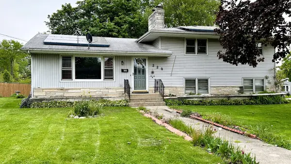 220 Beacon Drive, Belvidere, IL 61008