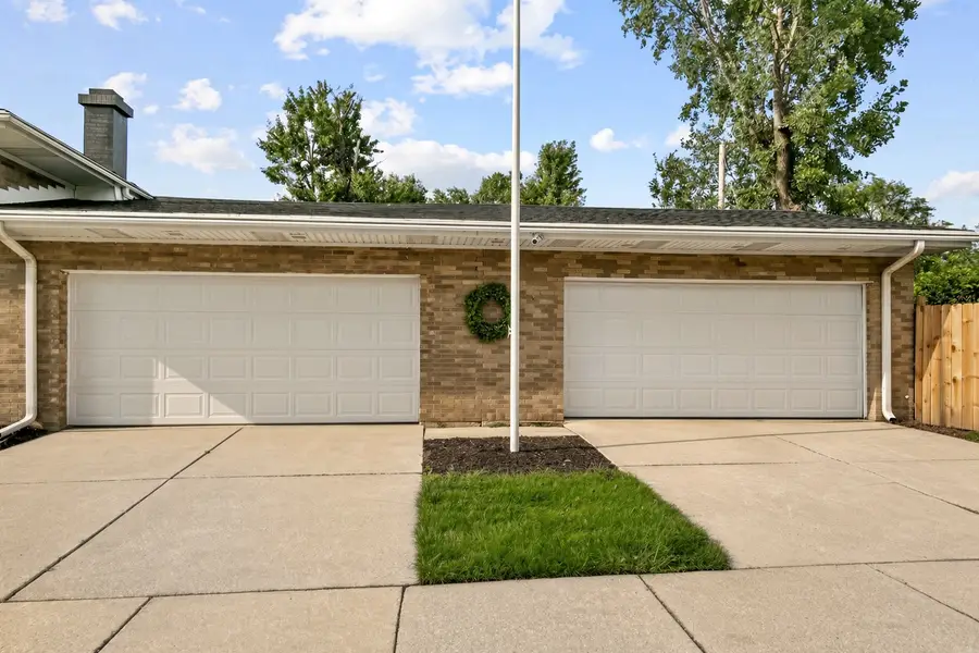 1554 Idlewild Lane, Homewood, IL 60430 - #3