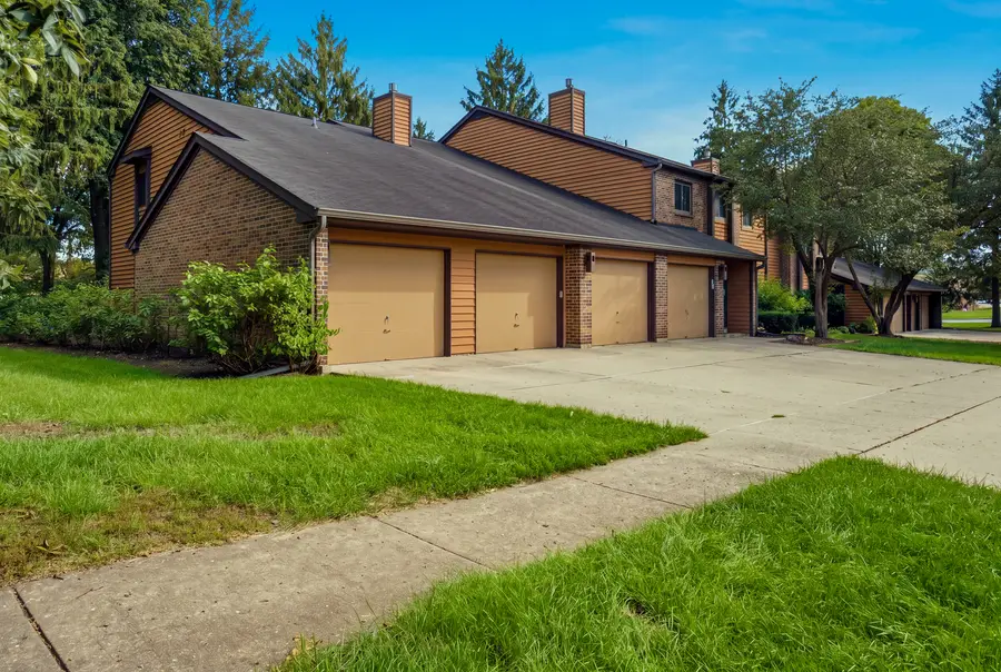 615 Waverly Drive #C, Elgin, IL 60120 - #2