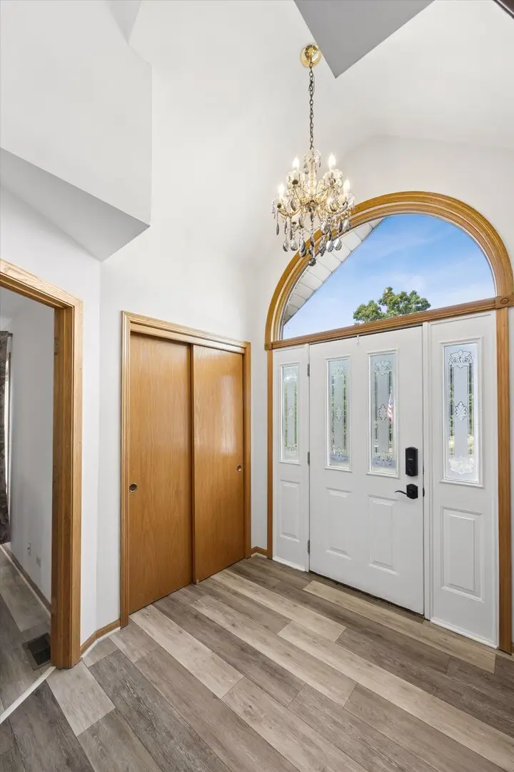 11131 Dineff Road, Lemont, IL 60439 - #3