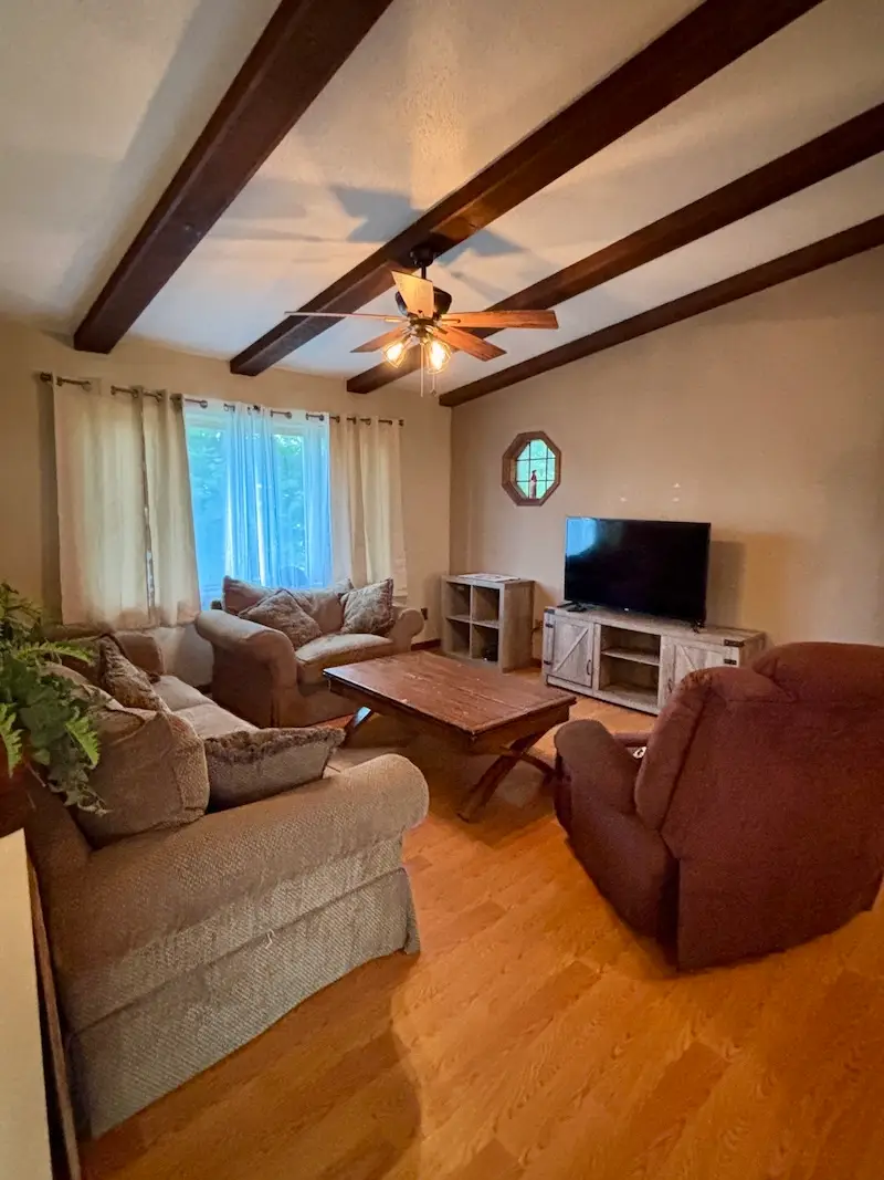 112 Cherry Street, Carthage, IL 62321 - #2