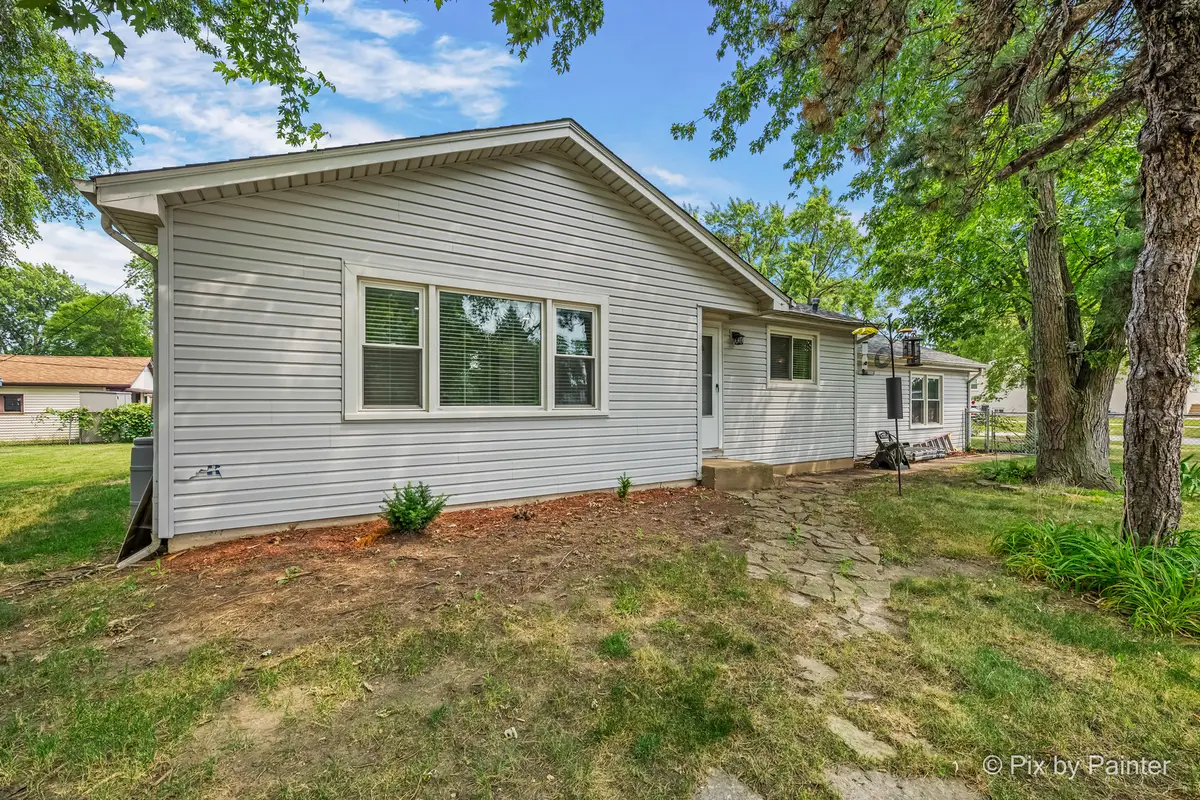 8425 Central Avenue, Burbank, IL 60459 - #1