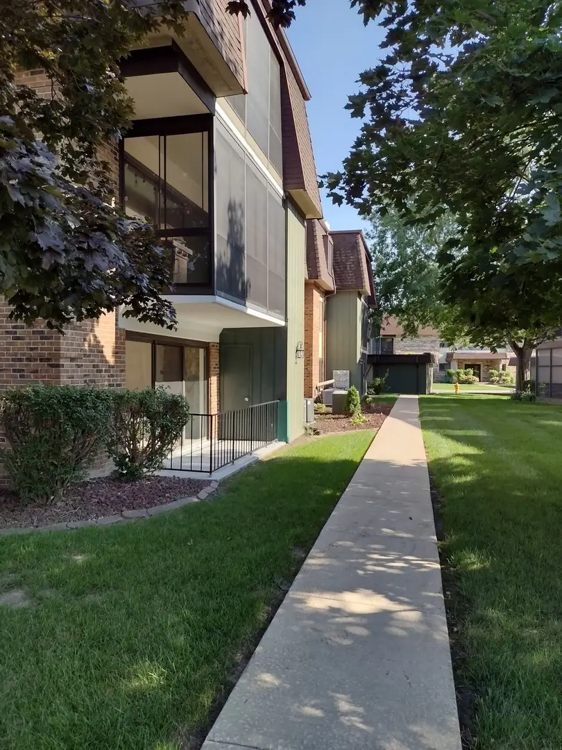 9165 North Road #F, Palos Hills, IL 60465 - #3