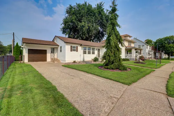 722 Argyle Court, Clinton, IA 52732