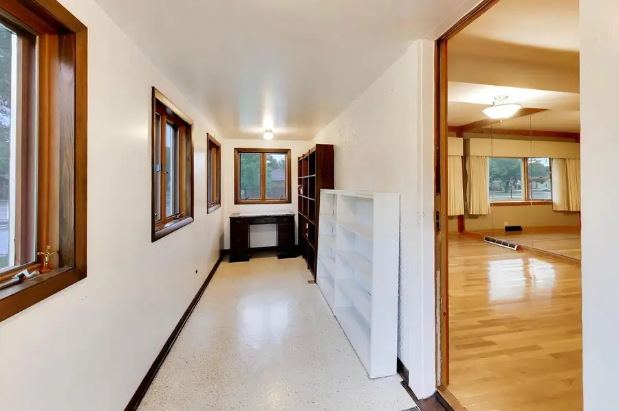 6345 N Nordica Avenue, Chicago, IL 60631 - #3