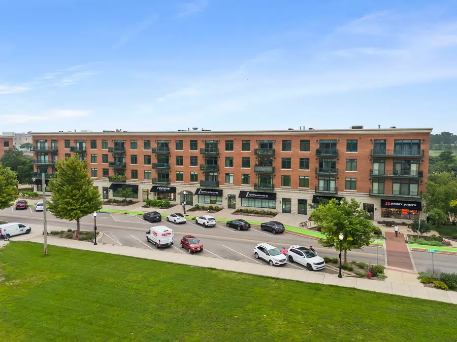 160 S River Street #215, Aurora, IL 60506 - #3
