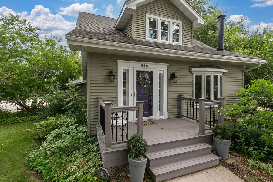 310 Hall Avenue, Lowden, IA 52255 - #3