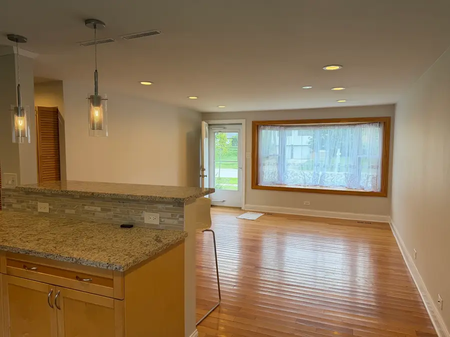 630 Dartmouth Lane, Schaumburg, IL 60193 - #2