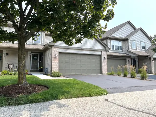 715 Sycamore Court, Lindenhurst, IL 60046