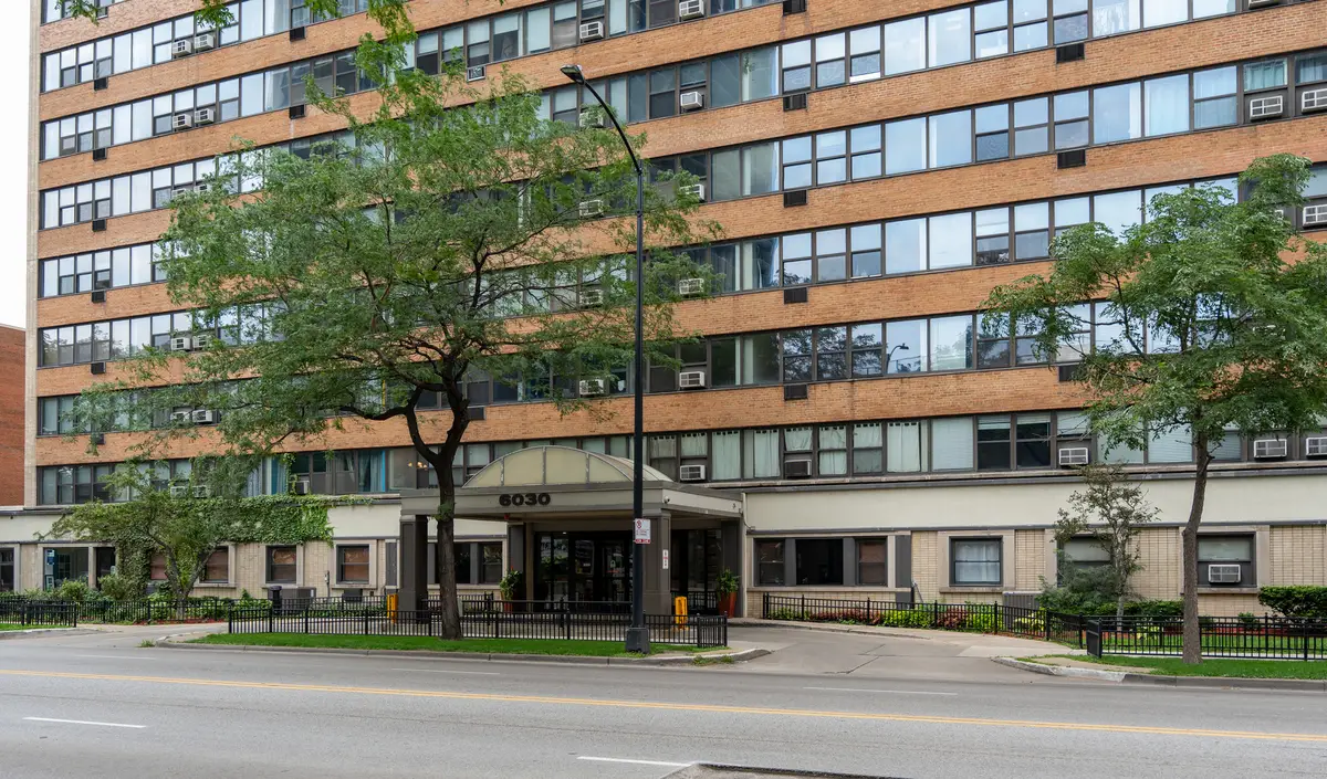 6030 N Sheridan Road #308, Chicago, IL 60660 - #1
