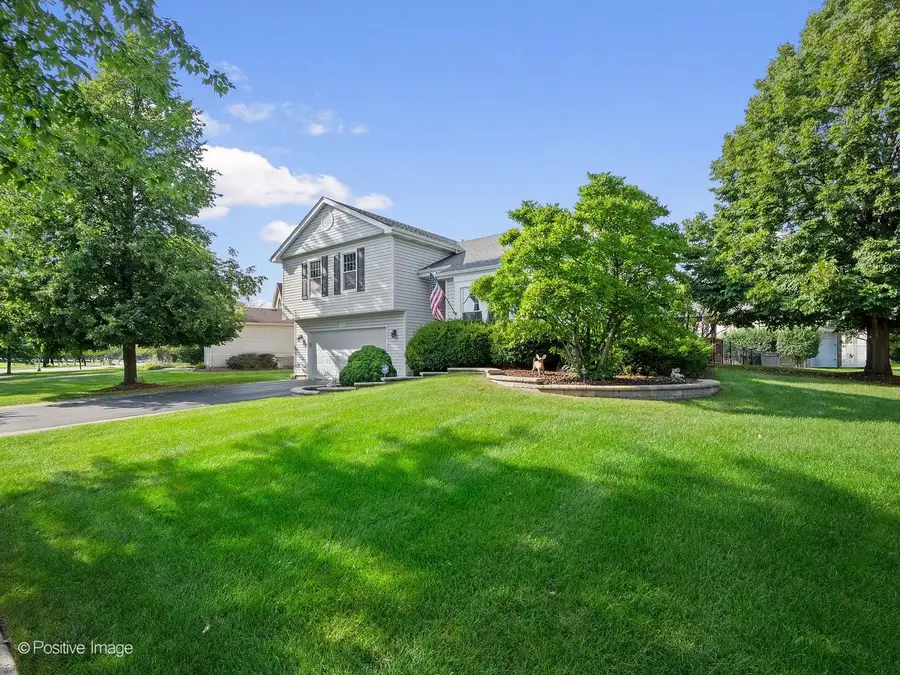 575 Adare Road, Bartlett, IL 60103 - #2