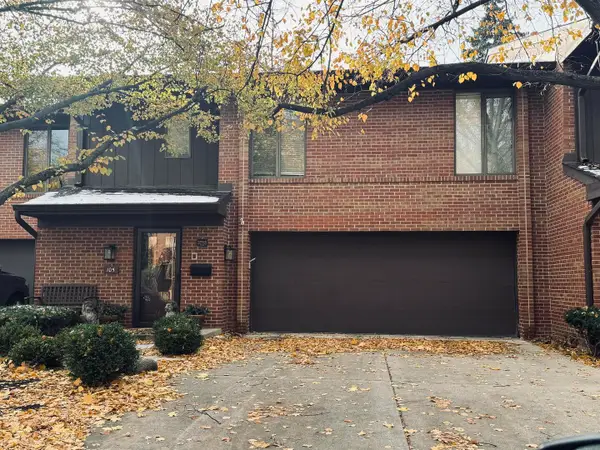 105 Astoria Way, Park Ridge, IL 60068