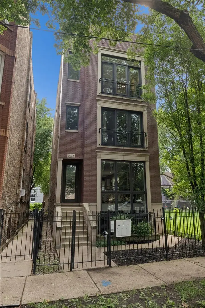 2047 N Mozart Street #3, Chicago, IL 60647 - #1