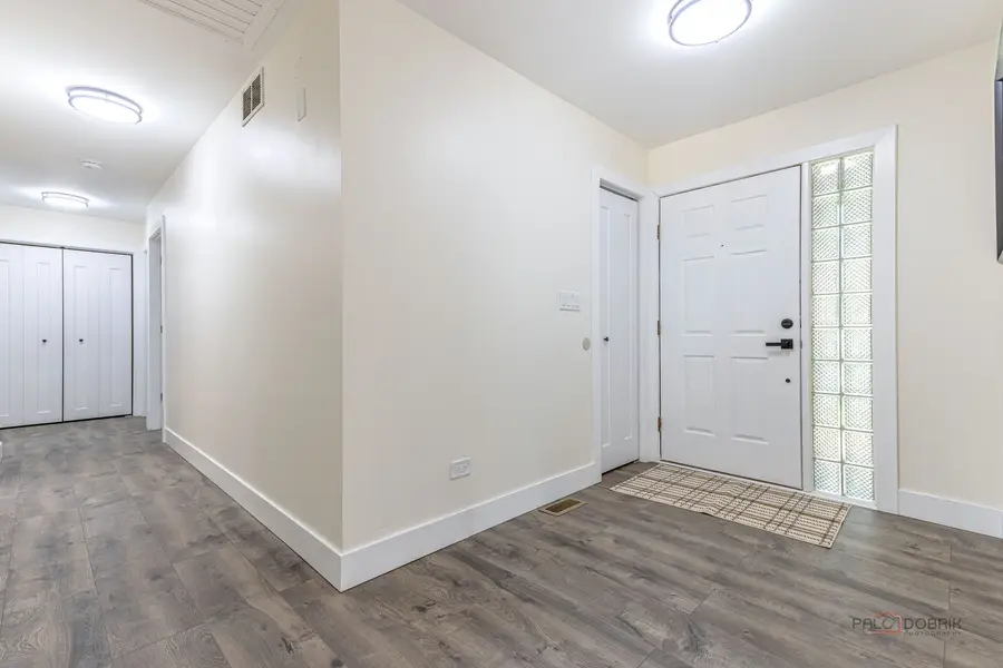 300 6th Street, Wheeling, IL 60090 - #3