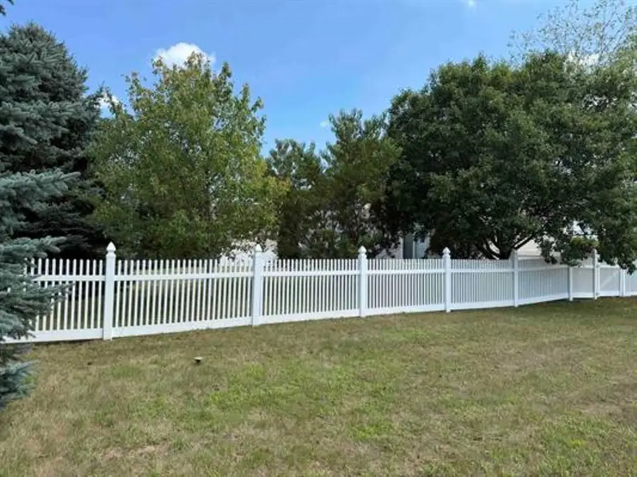 4195 Glenmore Road, Rockton, IL 61072 - #2