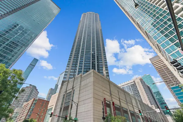 512 N Mcclurg Court #607, Chicago, IL 60611