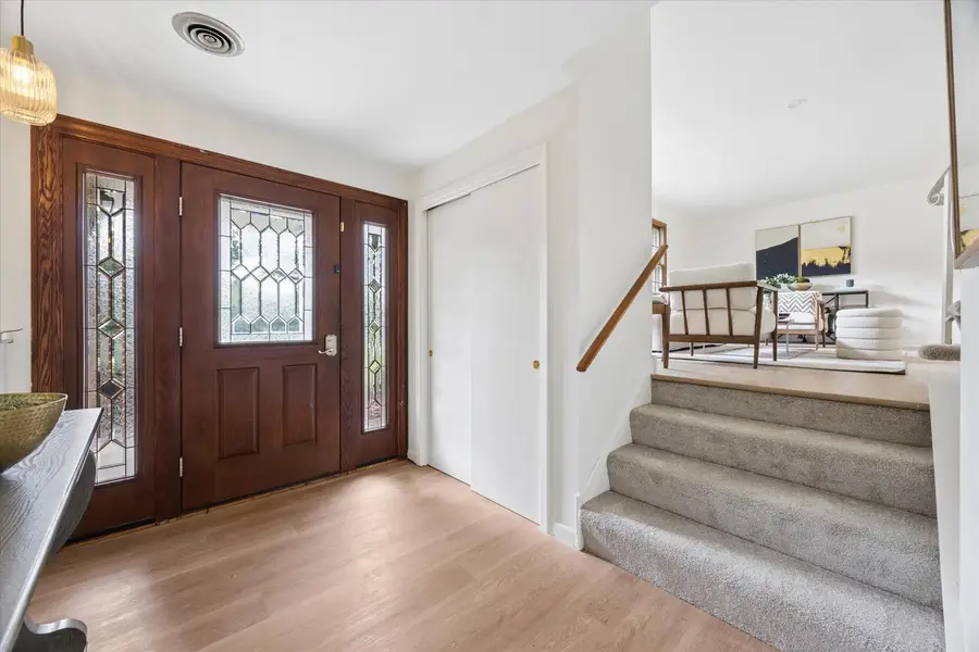 290 W Oak Glen Drive, Bartlett, IL 60103 - #3